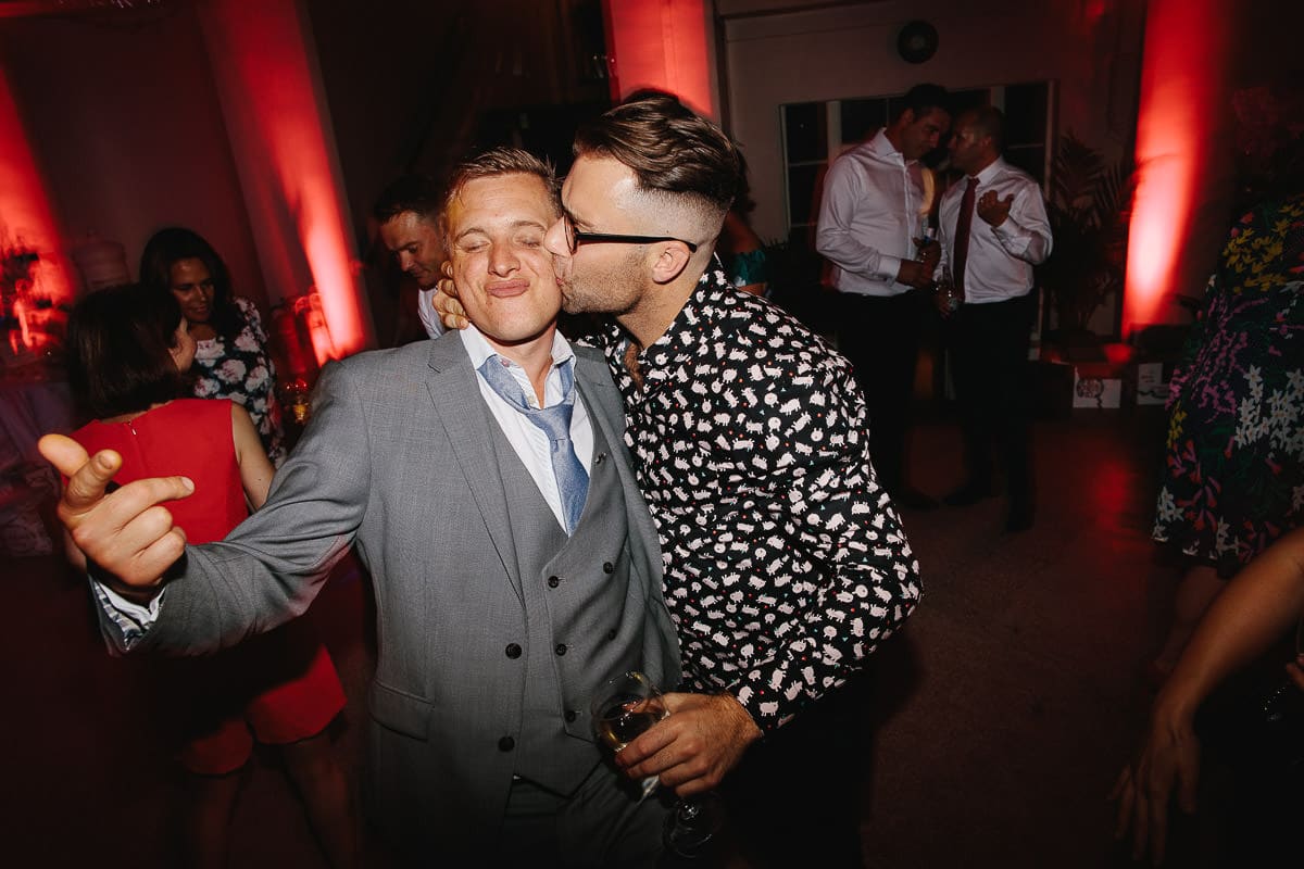 wedding photographer hampton court 118