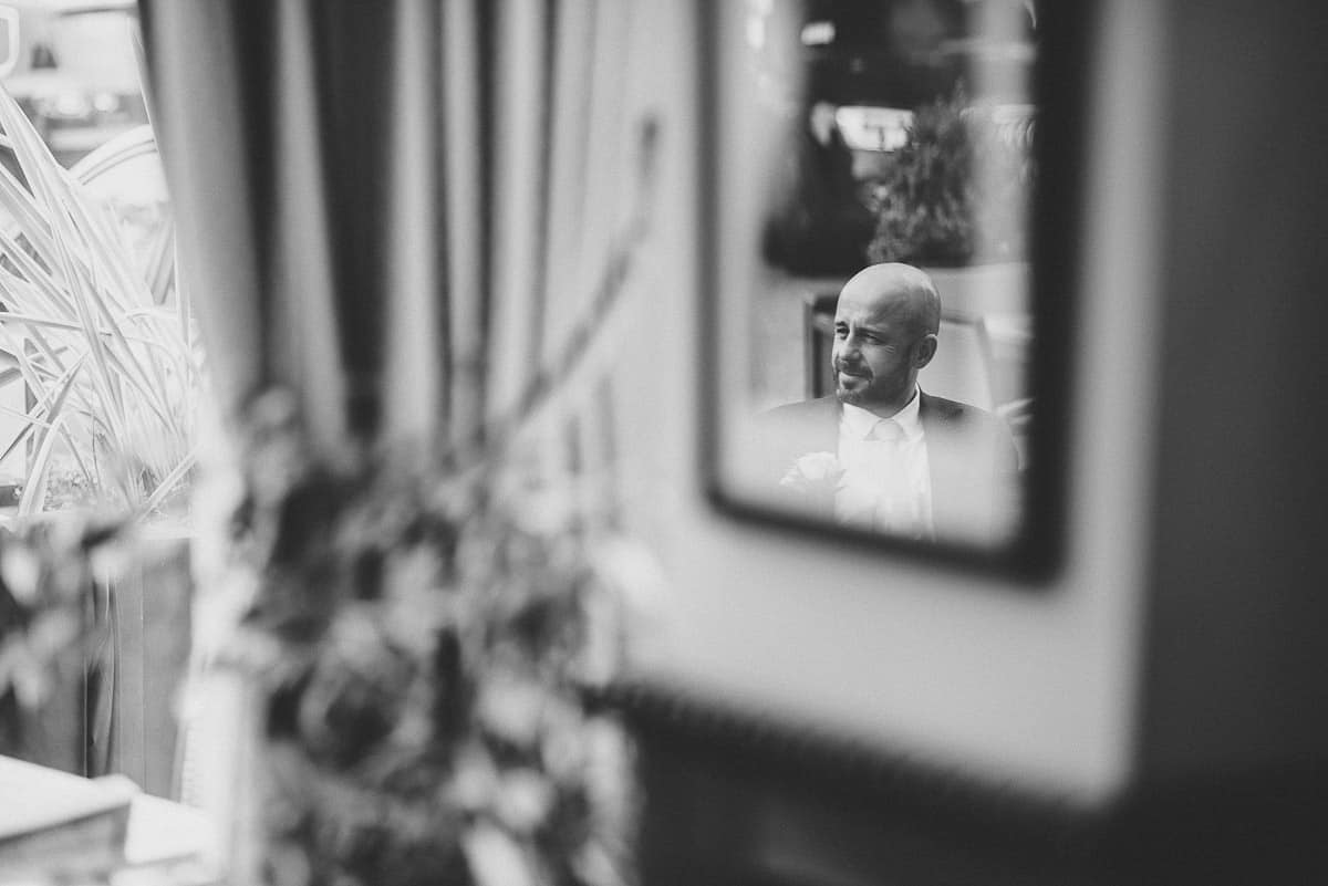 wedding photographer hampton court 27