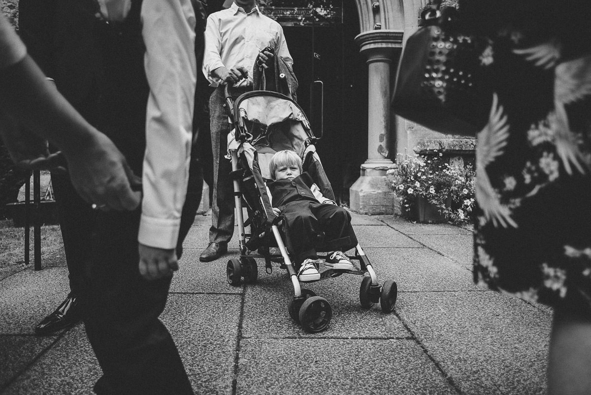 wedding photographer hampton court 31