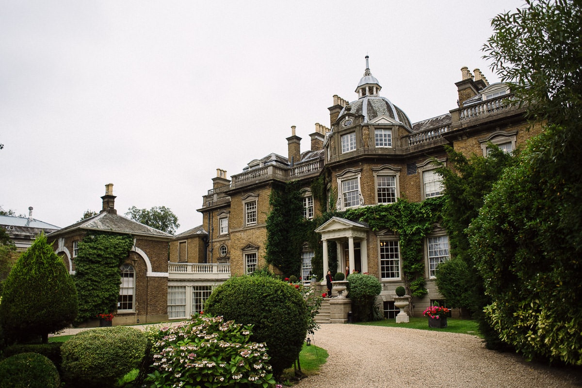 wedding photographer hampton court 61