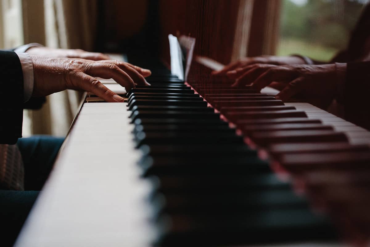 wedding photographer hampton court 75