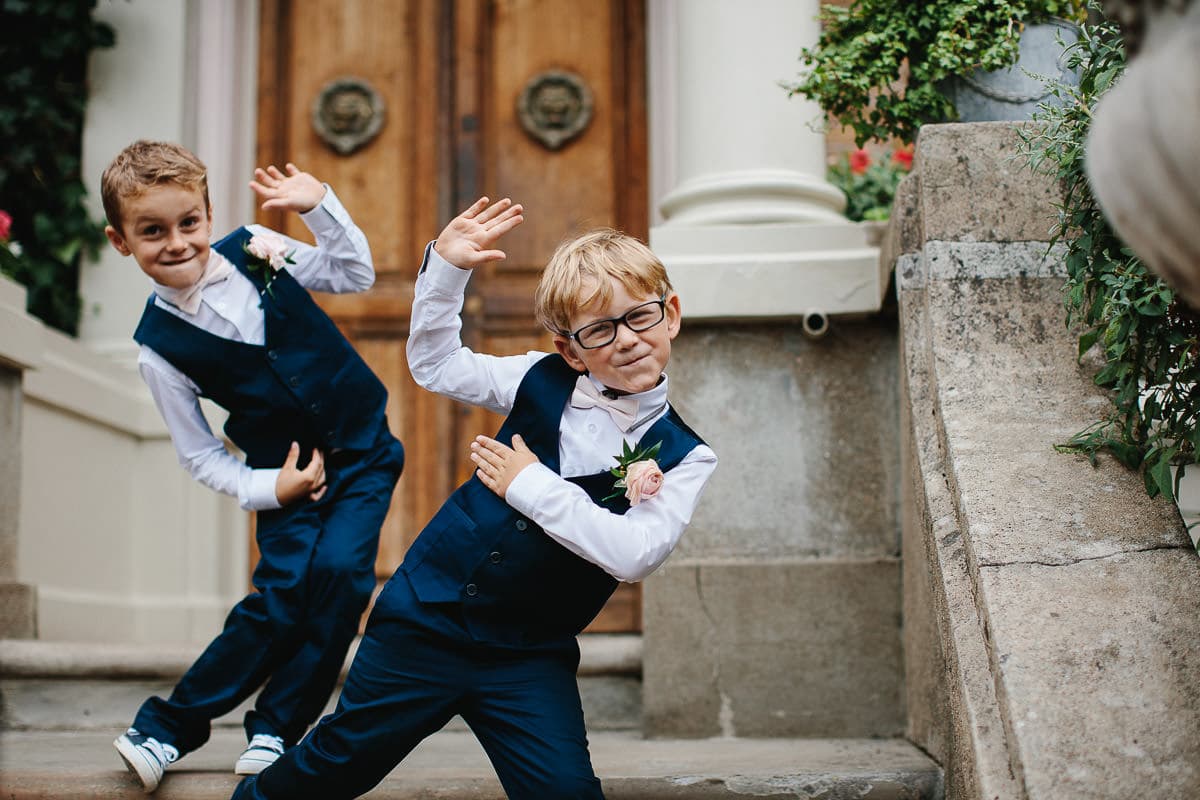 wedding photographer hampton court 79