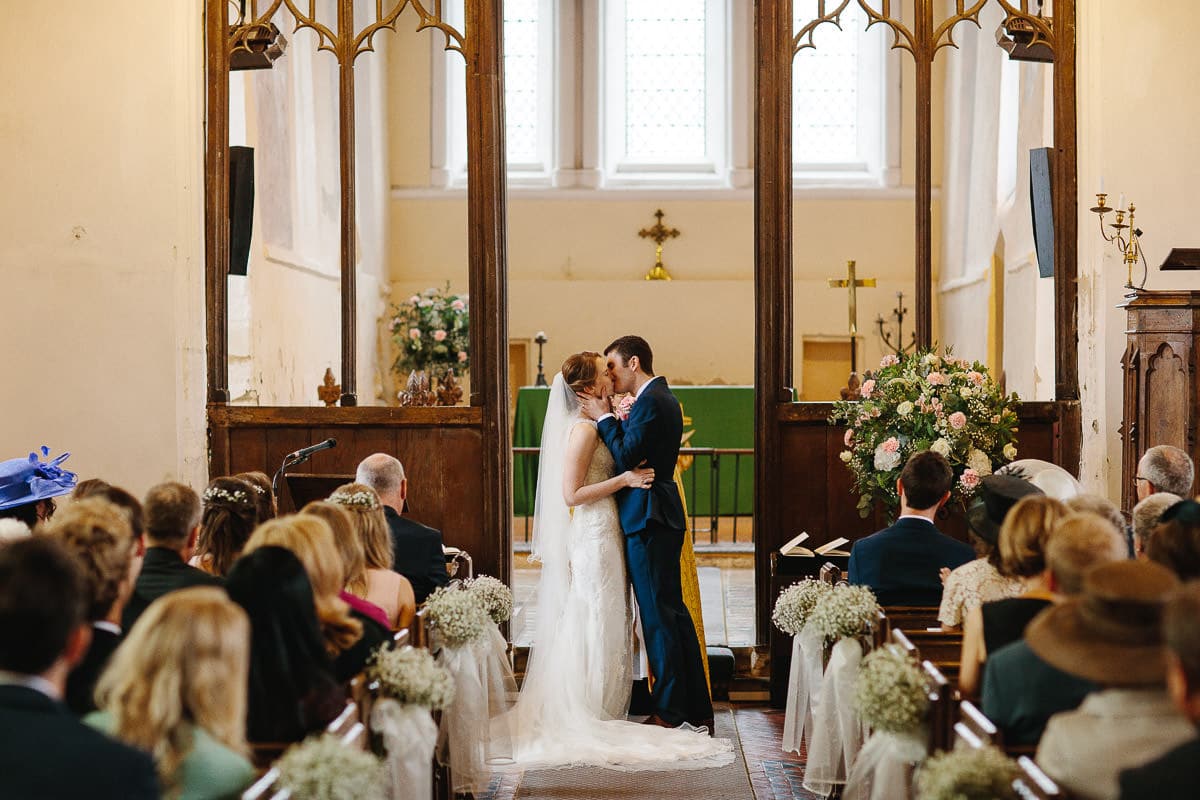 wedding photographer south farm 40