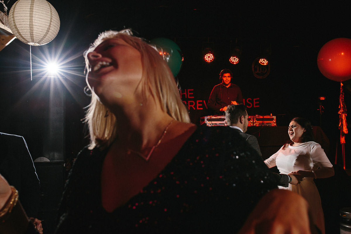 london fields brewery wedding 82