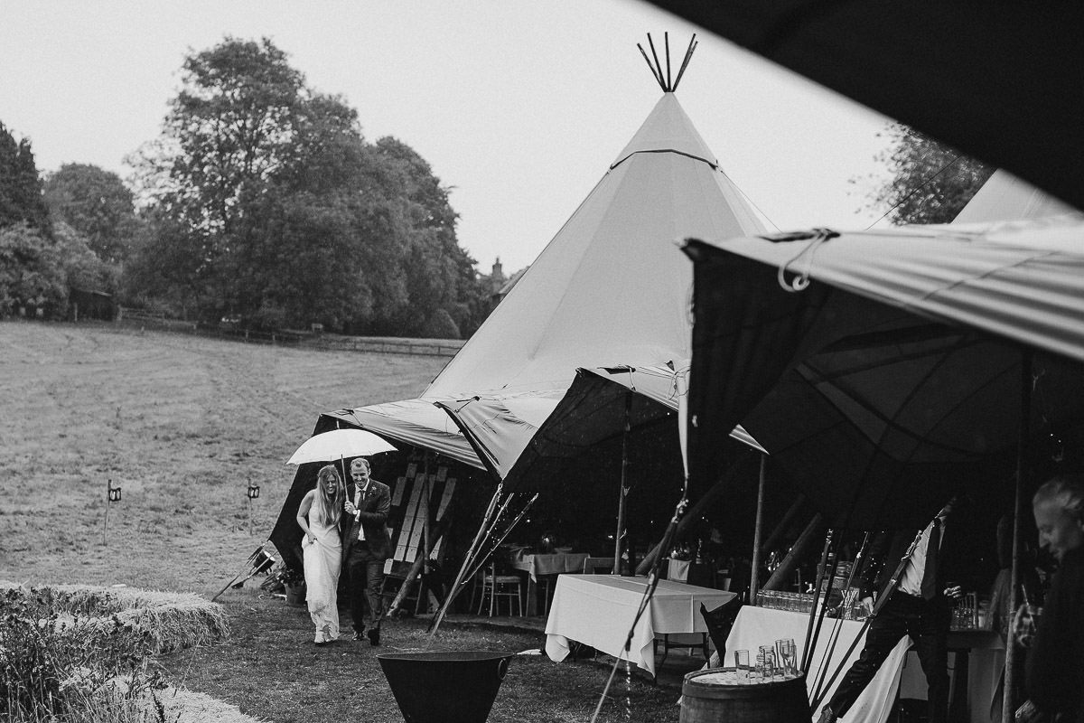 diy marquee wedding 60