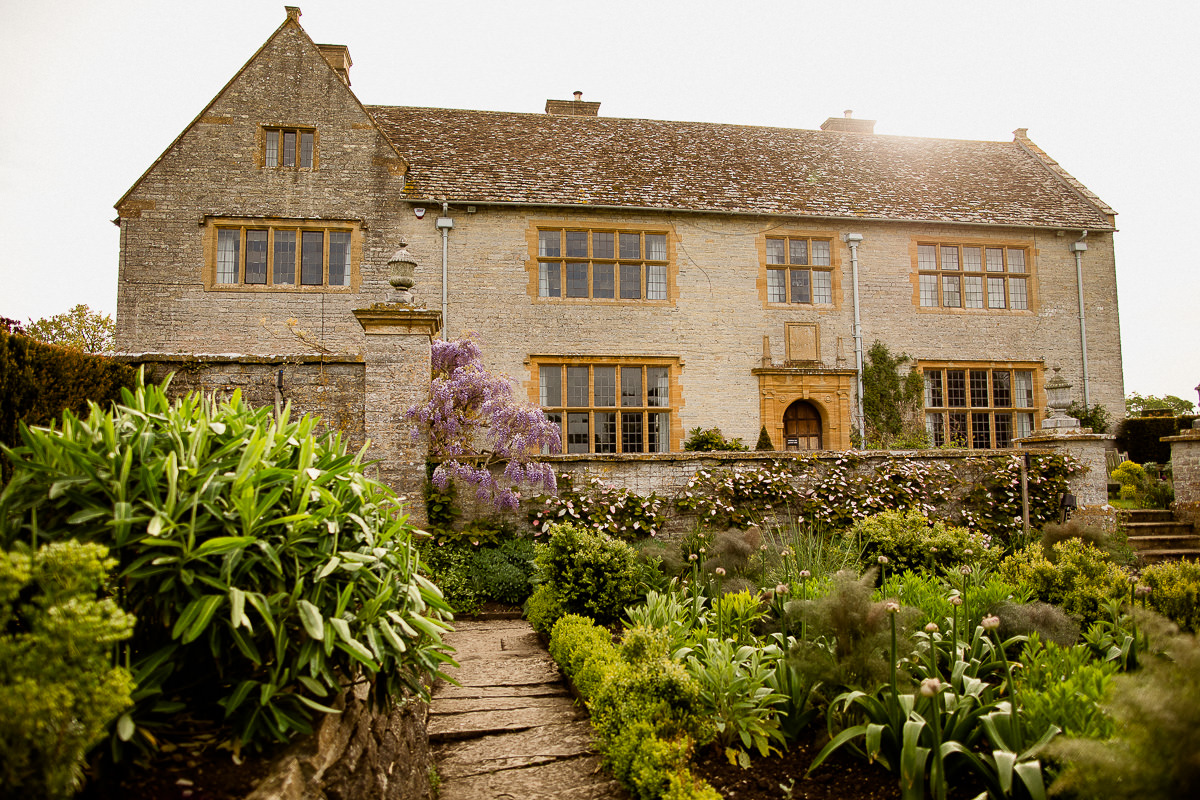 Gants Mill Weddings 1