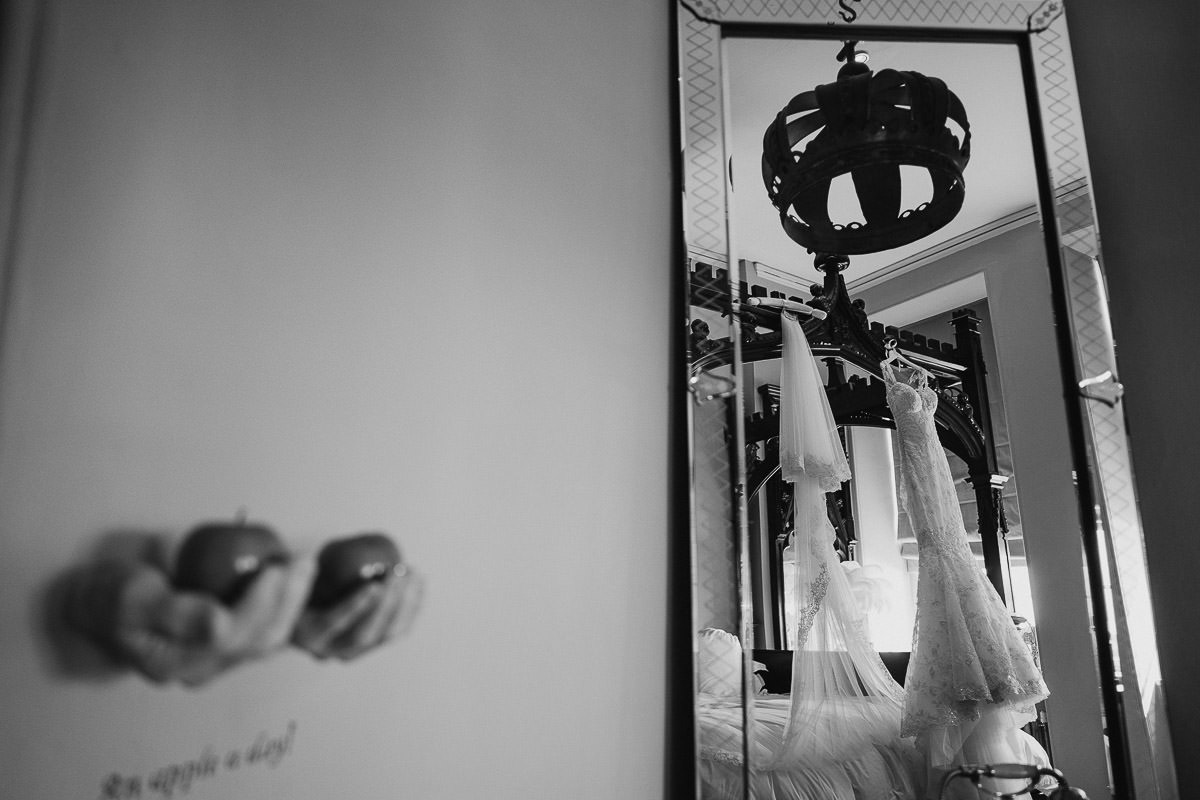 009 wedding photographer aynhoe park