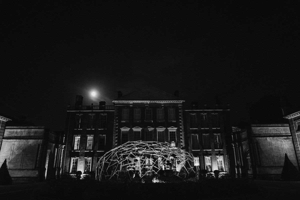 133 wedding photographer aynhoe park