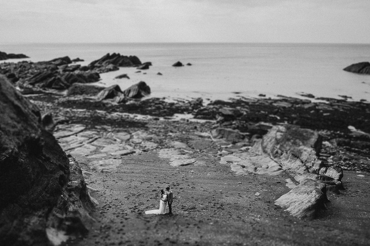 071 tunnels beaches wedding